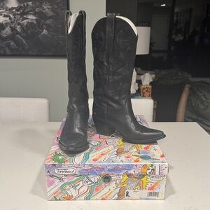 Jeffrey Campbell Dagget Black Washed Leather Western Heeled Boots in Size 7